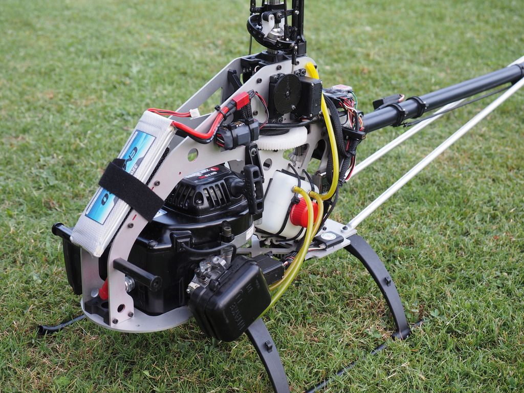 Vario Benzin Acrobatic Gasser RC Helicopter Zenoah G270rc Gas Powered