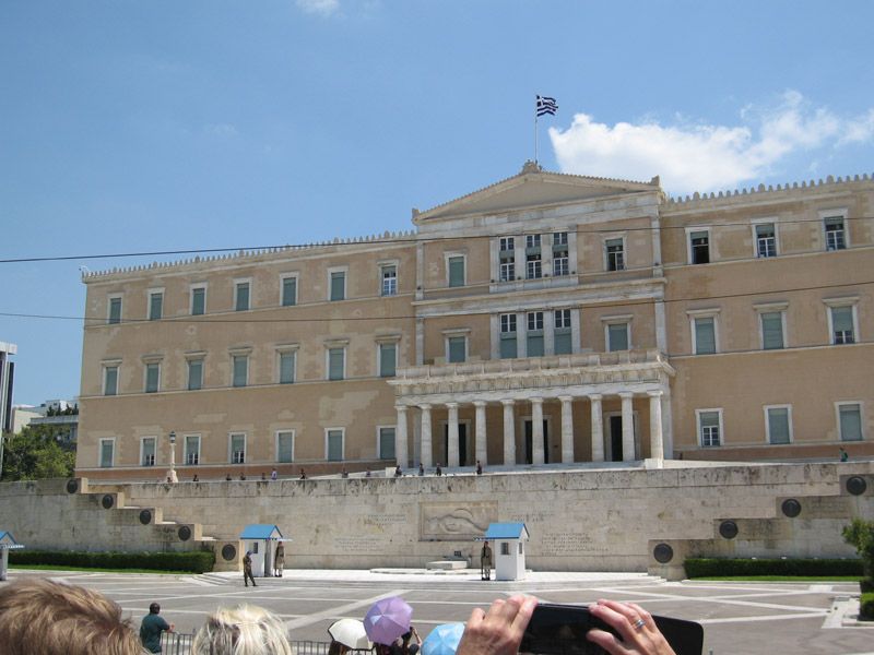 Parlamento_atene_zpseda3d499.jpg