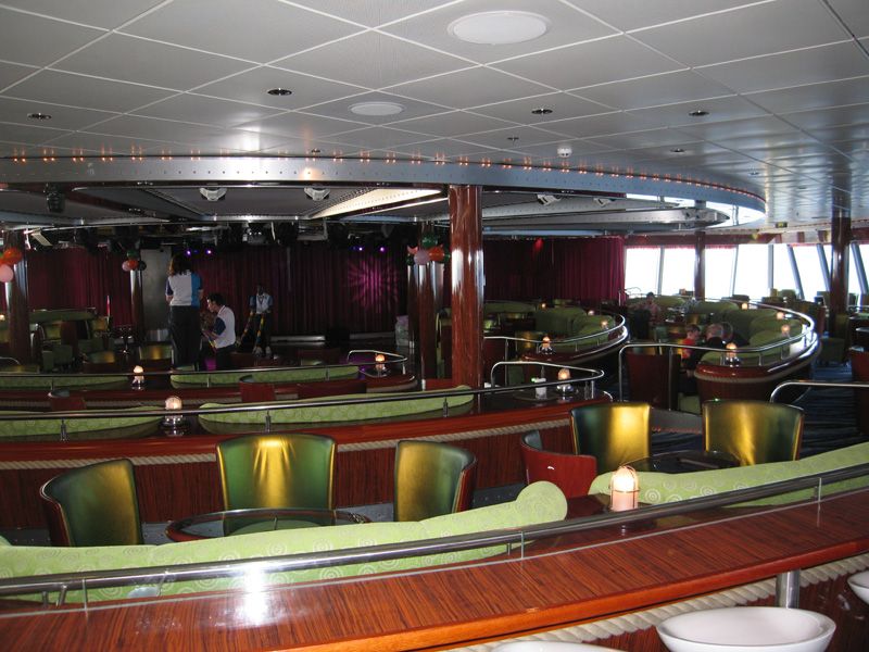 Spinnaker_Lounge_3_zps1cf19d1c.jpg