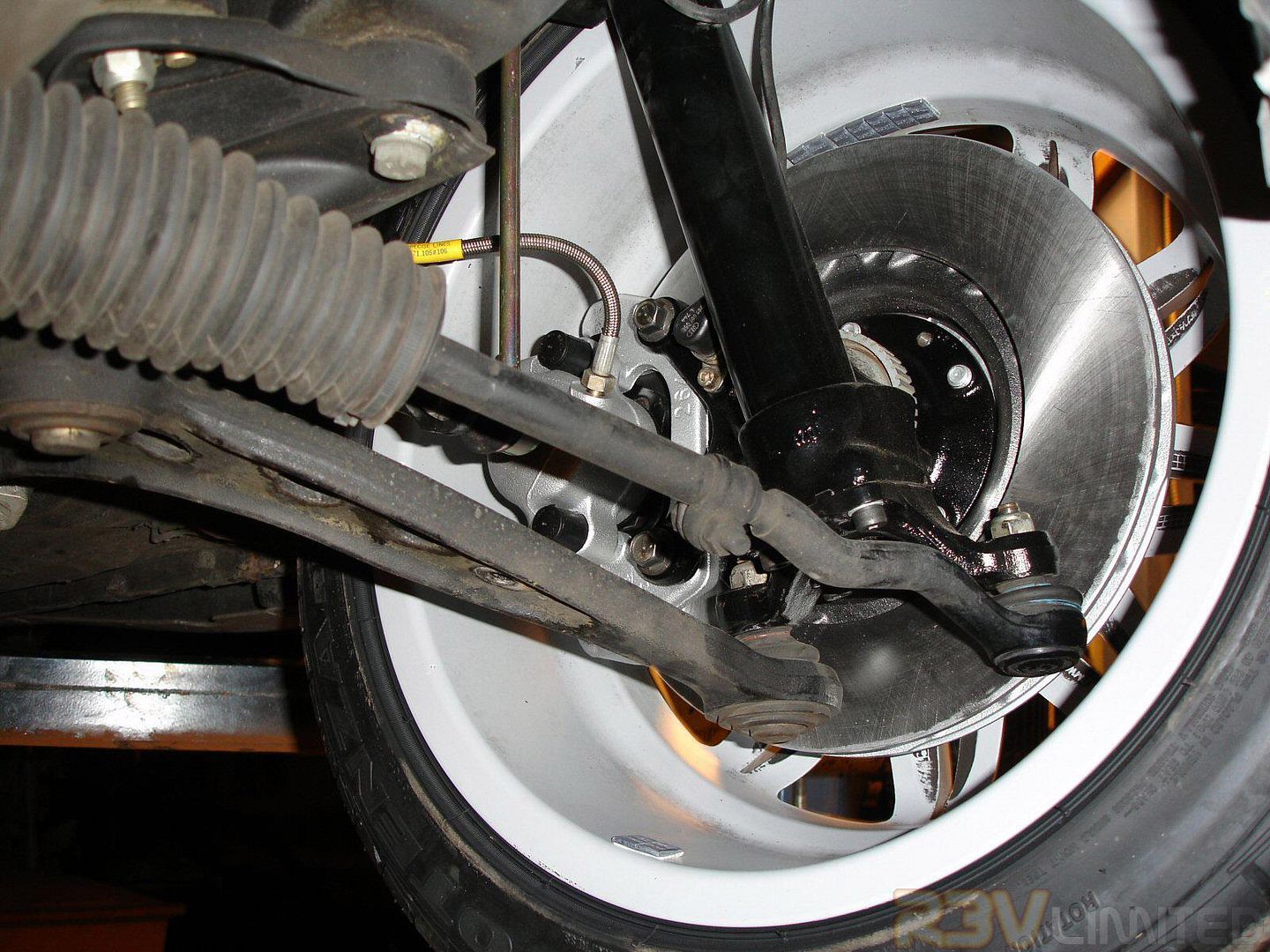 E30 M3 and E36 M3 Front brake difference