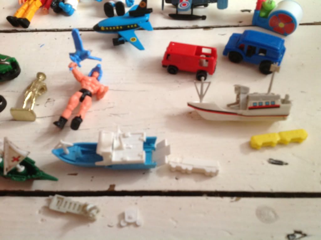 egg shaped toys from the 90s