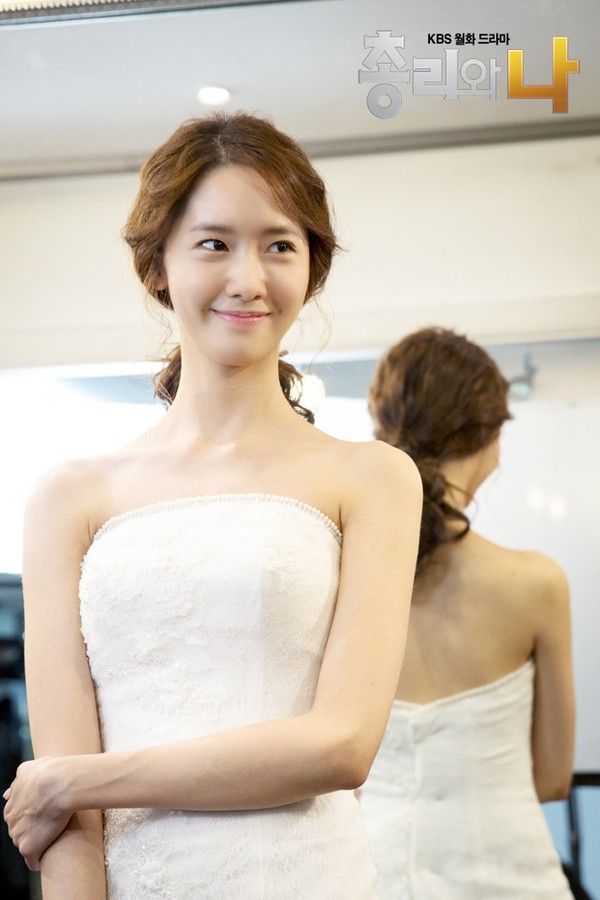 Nhan sắc rực rỡ của các cô dâu màn ảnh Hàn cuối 2013