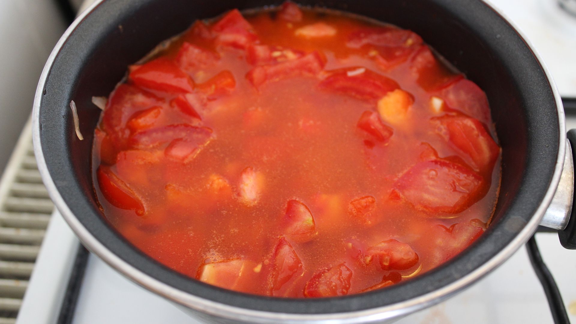 gezonde paprika-tomatensoep
